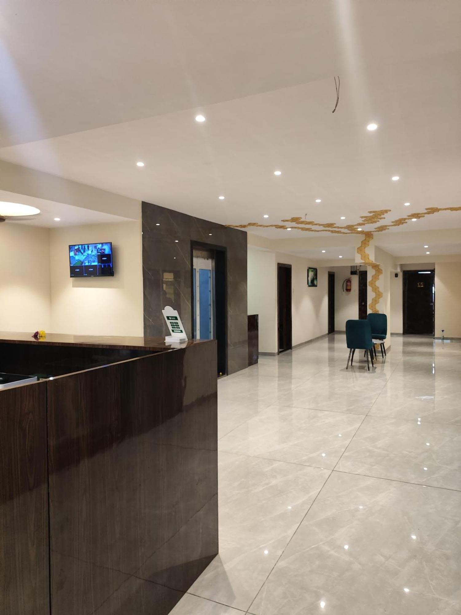 New Balaji Residency By Glitz Hotels Ulhasnagar Luaran gambar